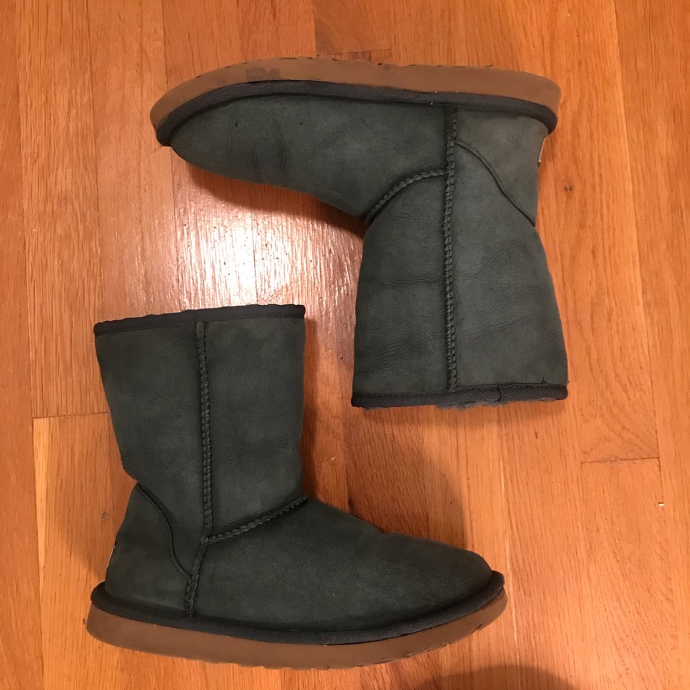 Classic Short Ugg Green